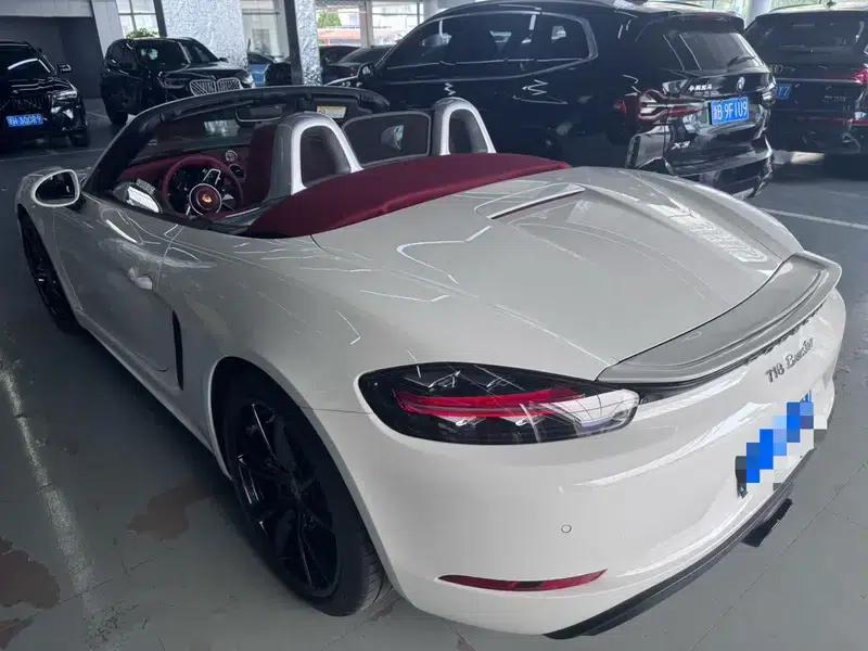 2020 Porsche 718 Boxster 2.0T — миниатюра 8