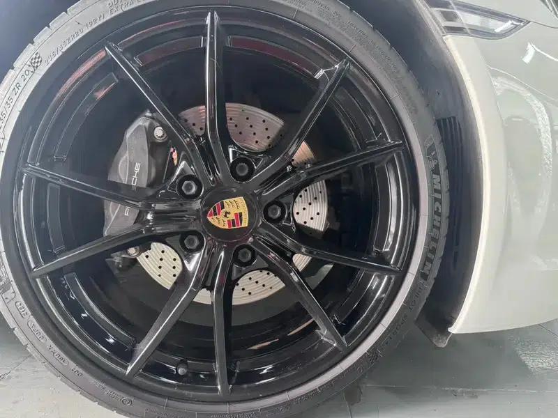 2020 Porsche 718 Boxster 2.0T — миниатюра 9
