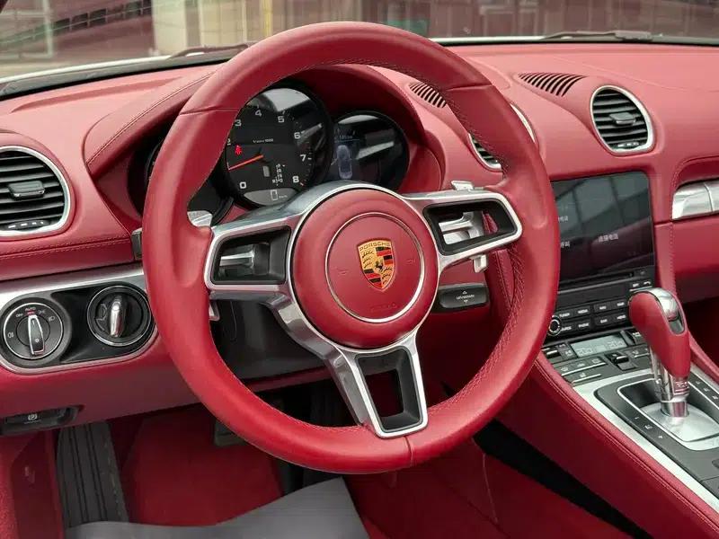 2018 Porsche 718 Boxster 2.0T — миниатюра 7