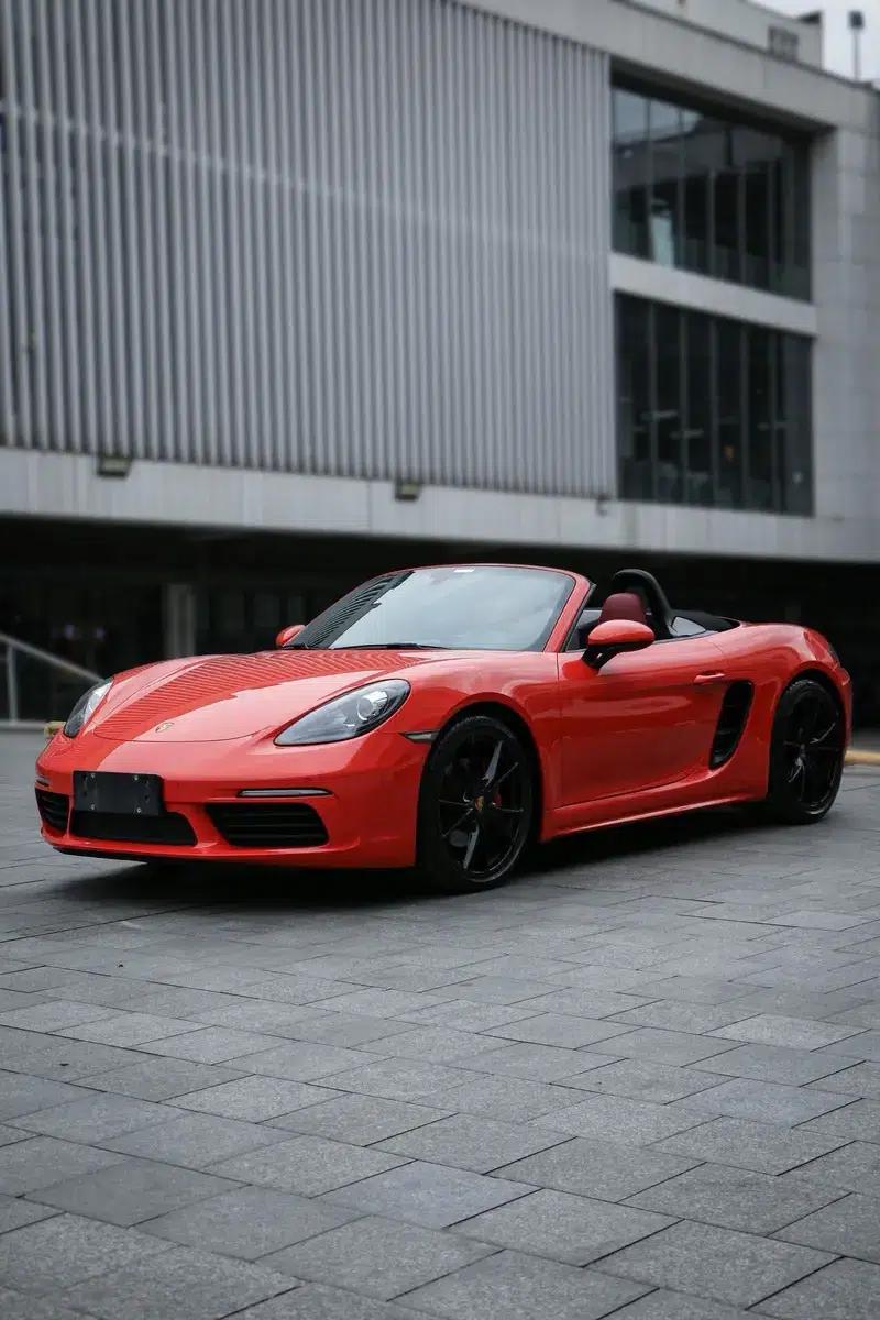 2018 Porsche 718 Boxster 2.0T — миниатюра 1