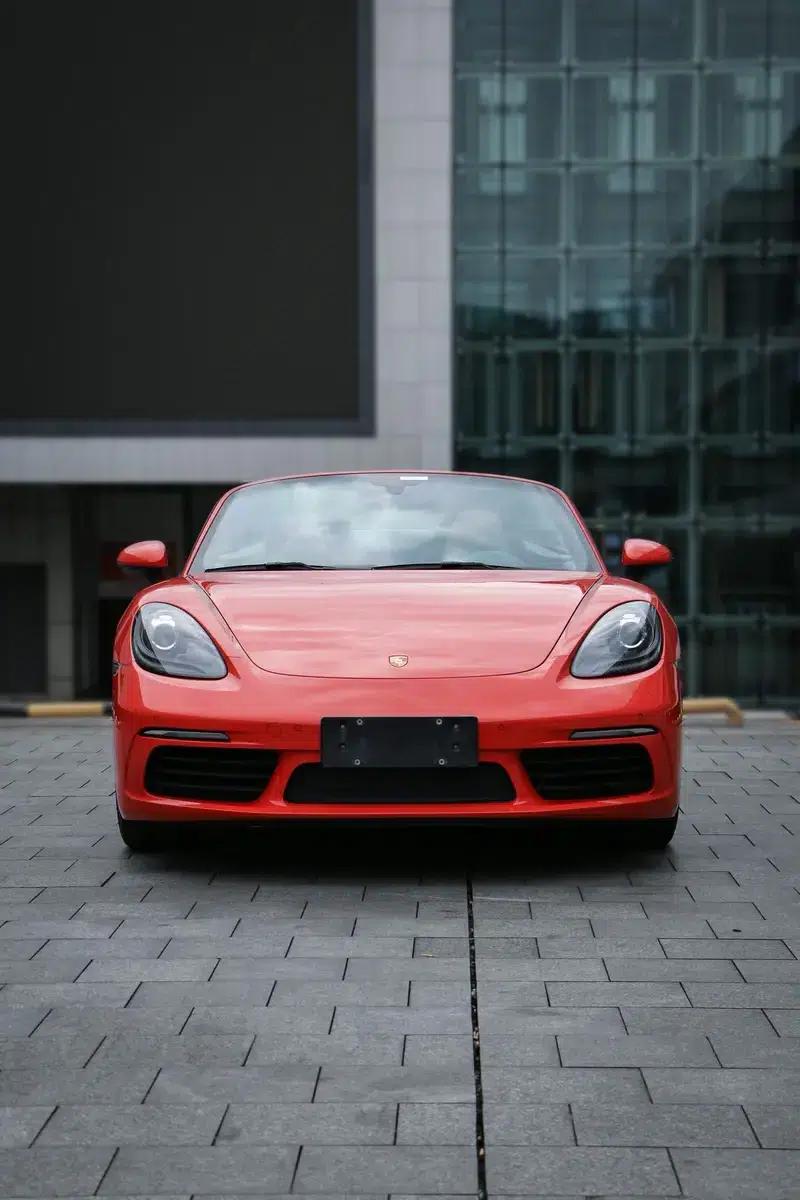 2018 Porsche 718 Boxster 2.0T — миниатюра 2