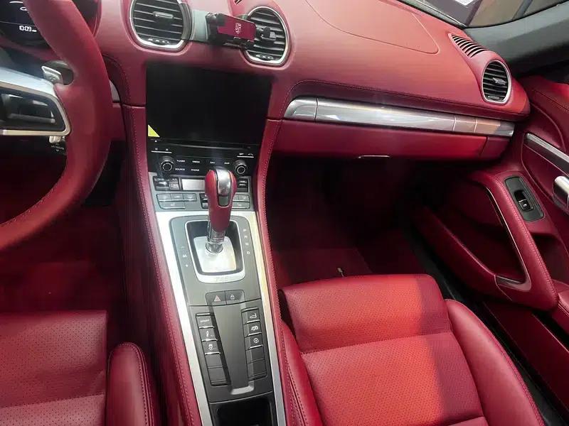 Porsche 718 Cayman 2018 2.0T — миниатюра 9