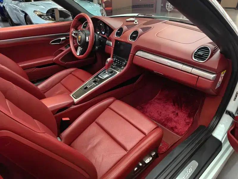 2020 Porsche 718 Boxster 2.0T — миниатюра 13