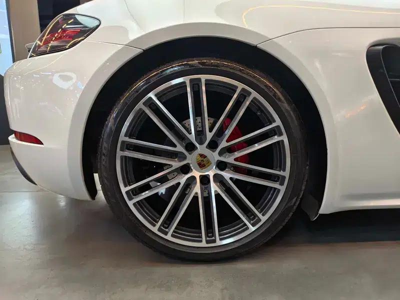 2020 Porsche 718 Boxster 2.0T — миниатюра 7