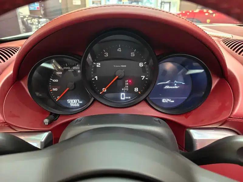 2020 Porsche 718 Boxster 2.0T — миниатюра 10