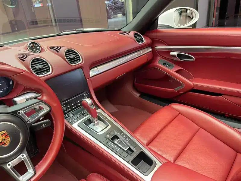 2018 Porsche 718 Boxster 2.0T — миниатюра 13