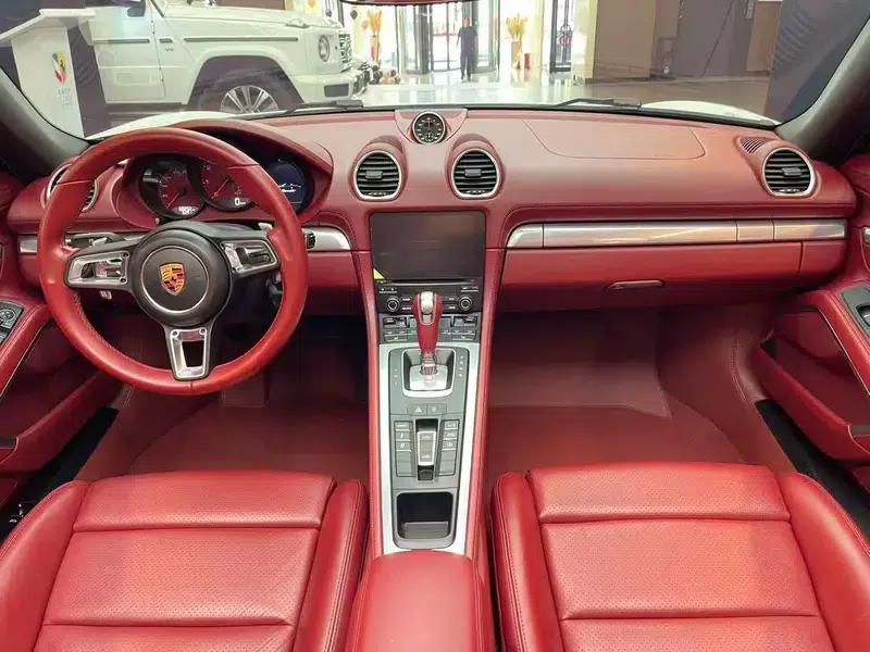 2018 Porsche 718 Boxster 2.0T — миниатюра 8
