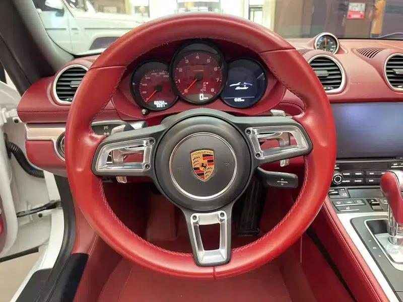 2018 Porsche 718 Boxster 2.0T — миниатюра 10