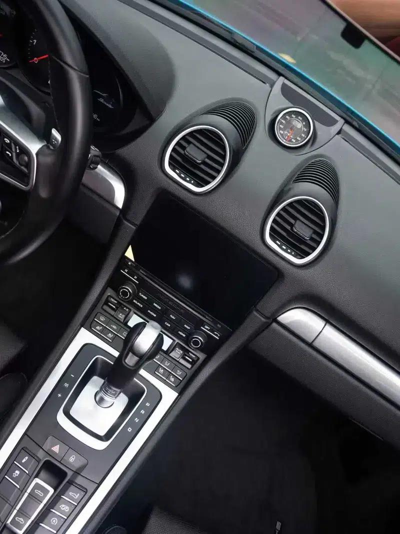 2018 Porsche 718 Boxster 2.0T — миниатюра 12