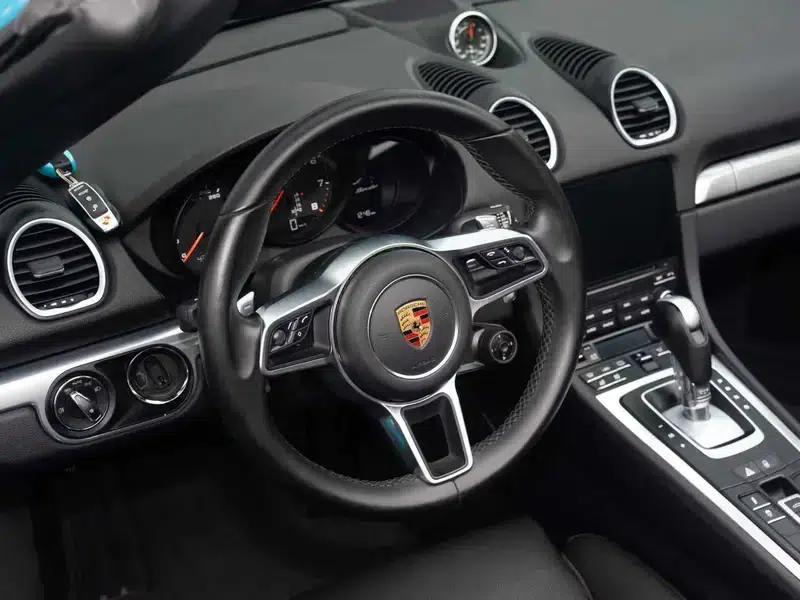 2018 Porsche 718 Boxster 2.0T — миниатюра 14