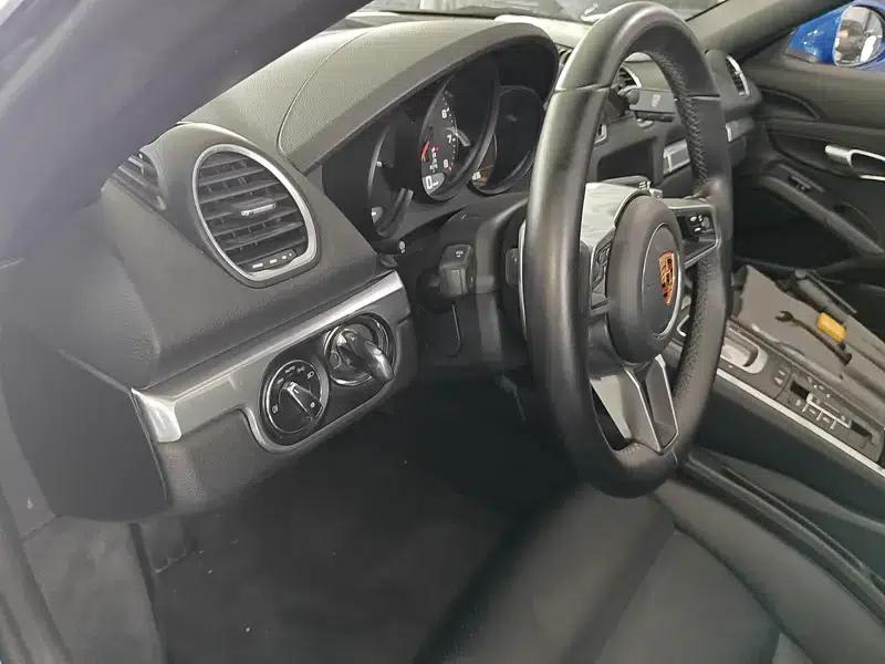 2018 Porsche 718 Boxster 2.0T — миниатюра 13