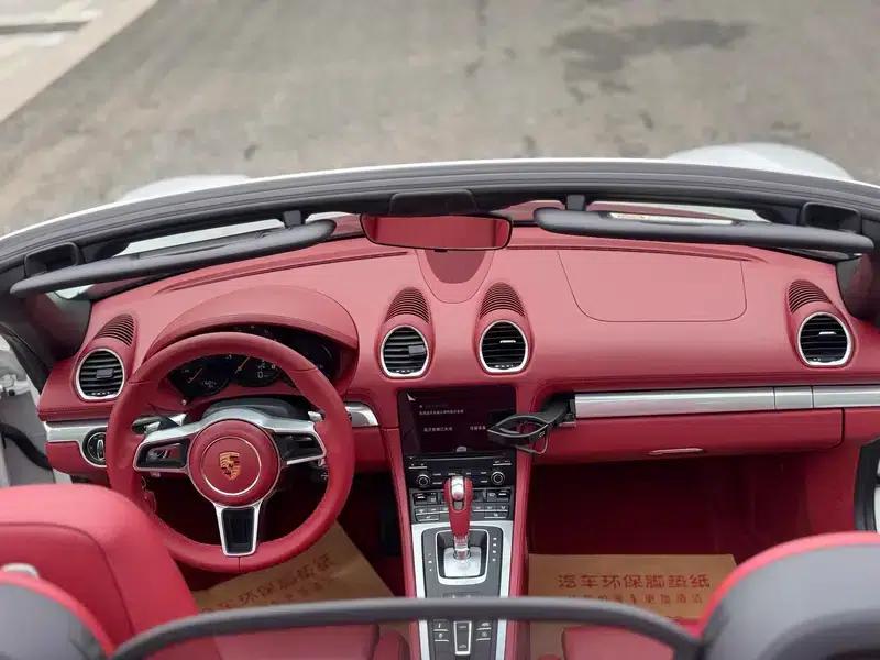 2020 Porsche 718 Boxster 2.0T — миниатюра 11