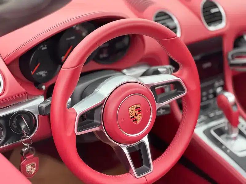 2020 Porsche 718 Boxster 2.0T — миниатюра 13