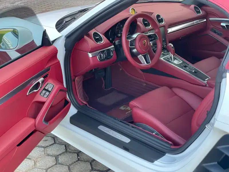 2022 Porsche 718 Boxster 2.0T — миниатюра 17