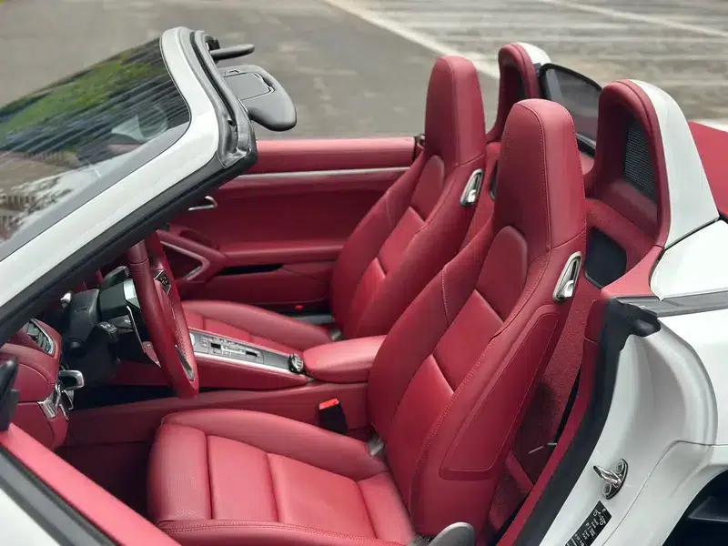 2023 Porsche 718 Boxster 2.0T — миниатюра 10