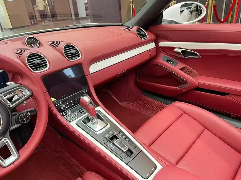 2023 Porsche 718 Boxster 2.0T — миниатюра 16
