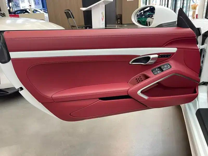 2023 Porsche 718 Boxster 2.0T — миниатюра 8