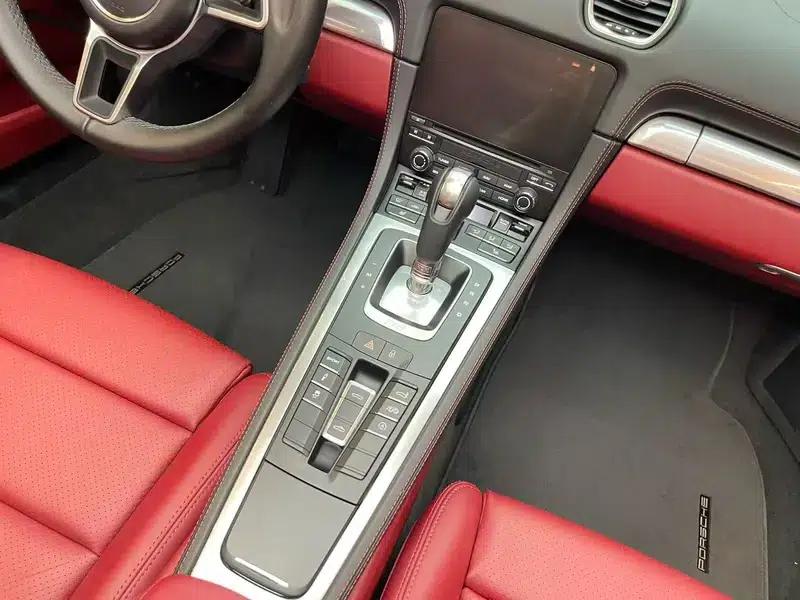 2018 Porsche 718 Boxster 2.0T — миниатюра 13