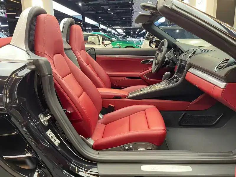 2018 Porsche 718 Boxster 2.0T — миниатюра 17