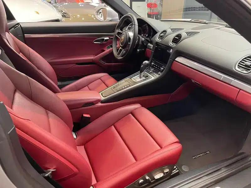 Porsche 718 Cayman 2018 2.0T — миниатюра 18