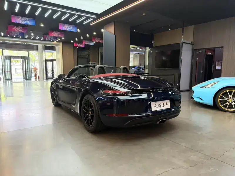 2018 Porsche 718 Boxster 2.0T — миниатюра 4