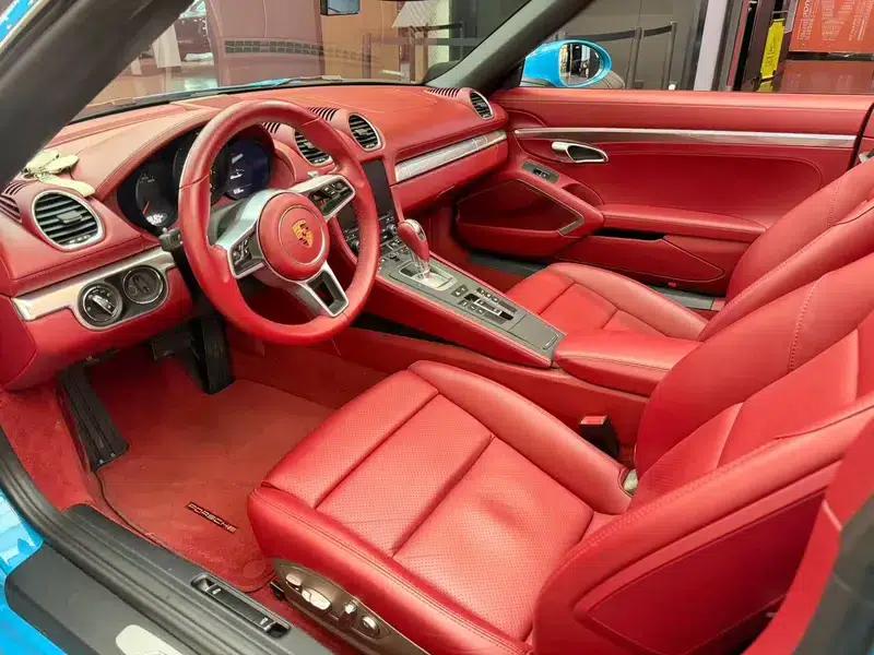 2020 Porsche 718 Boxster 2.0T — миниатюра 18