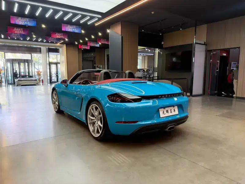 2020 Porsche 718 Boxster 2.0T — миниатюра 4