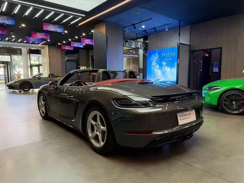 2020 Porsche 718 Boxster 2.0T — миниатюра 4