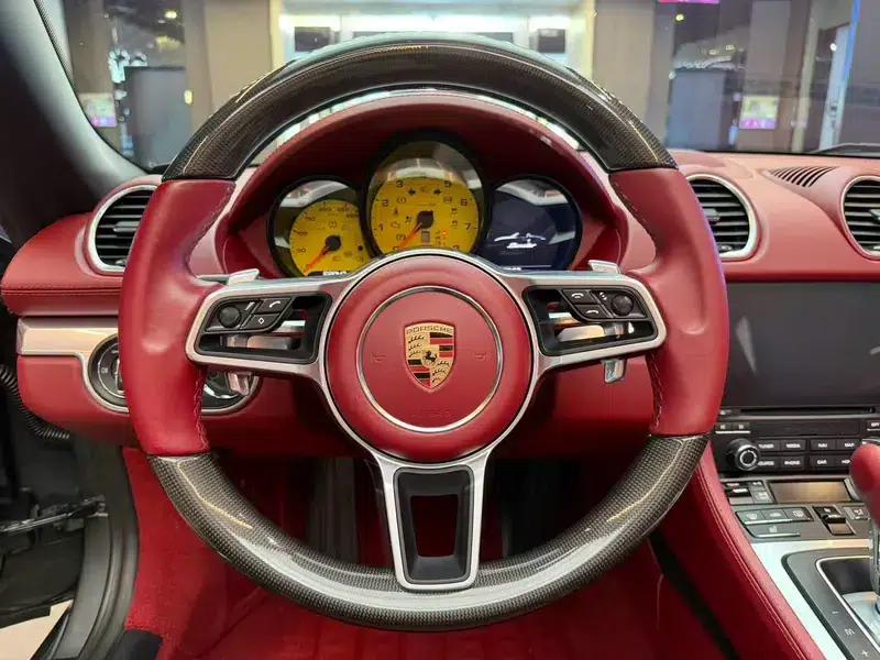 2020 Porsche 718 Boxster 2.0T — миниатюра 10