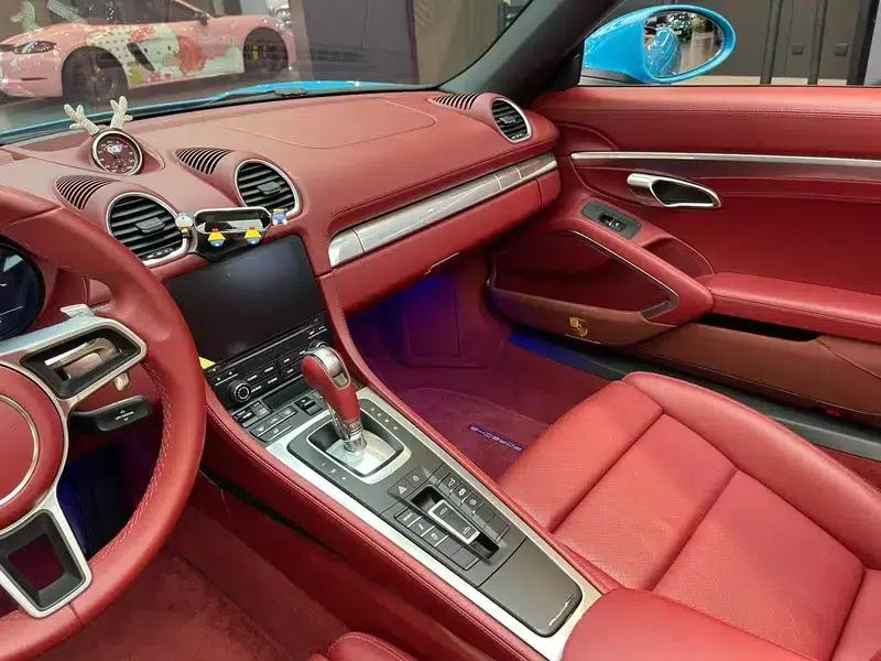 2020 Porsche 718 Boxster 2.0T — миниатюра 8