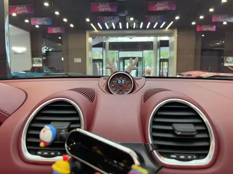 2020 Porsche 718 Boxster 2.0T — миниатюра 10