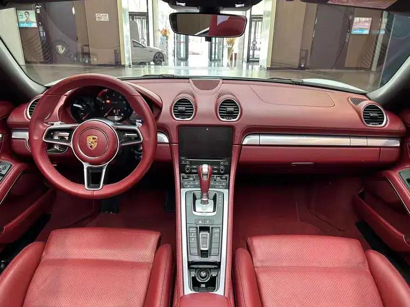 2016 Porsche 718 Boxster 2.0T — миниатюра 13