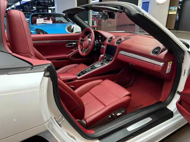 2016 Porsche 718 Boxster 2.0T — миниатюра 14