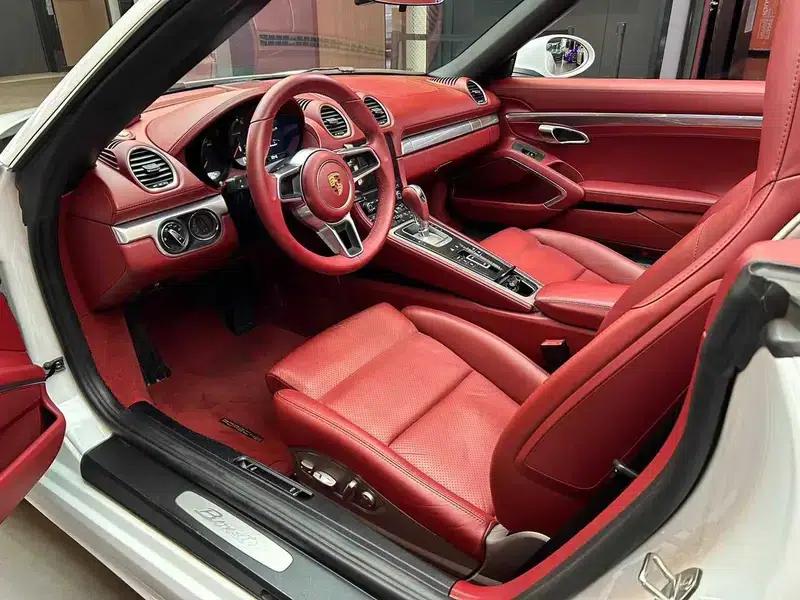 2016 Porsche 718 Boxster 2.0T — миниатюра 15
