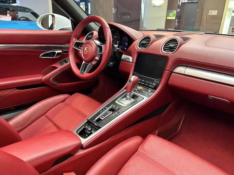 2016 Porsche 718 Boxster 2.0T — миниатюра 9