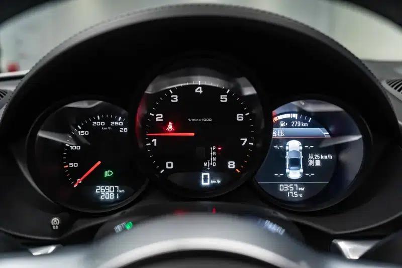 2020 Porsche 718 Boxster 2.0T — миниатюра 12
