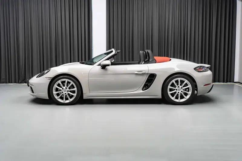2020 Porsche 718 Boxster 2.0T — миниатюра 3