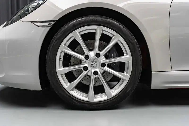 2020 Porsche 718 Boxster 2.0T — миниатюра 7