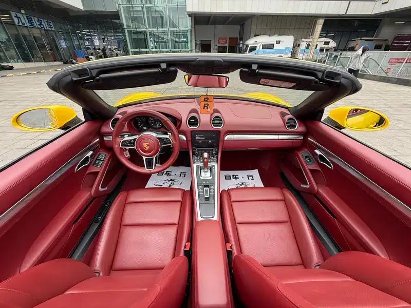 2022 Porsche 718 Boxster 2.0T — миниатюра 13