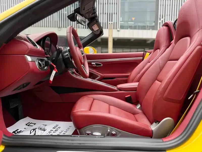 2022 Porsche 718 Boxster 2.0T — миниатюра 14