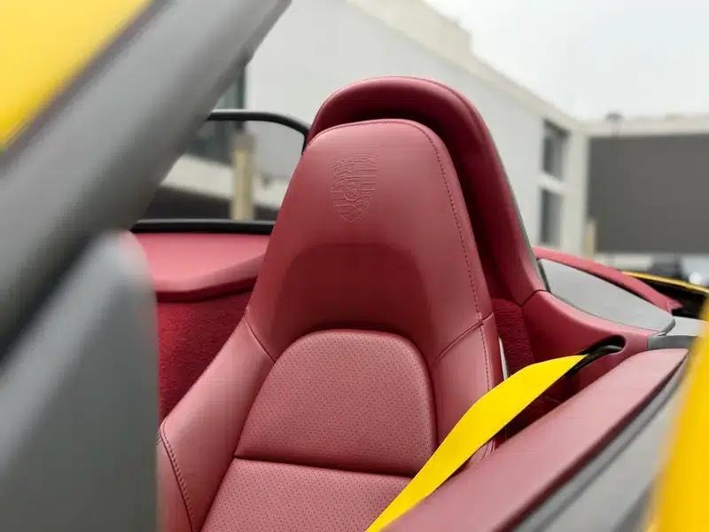 2022 Porsche 718 Boxster 2.0T — миниатюра 15