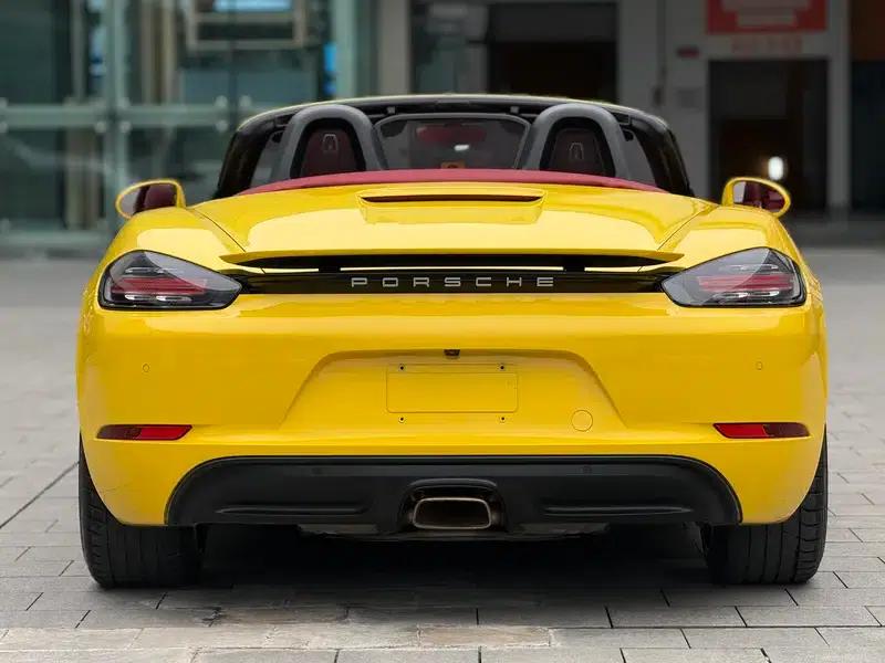 2022 Porsche 718 Boxster 2.0T — миниатюра 5