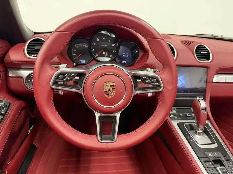 2024 Porsche 718 2.0T Automatic Rear-Wheel Drive 2-Seater Factory Custom Edition — миниатюра 12