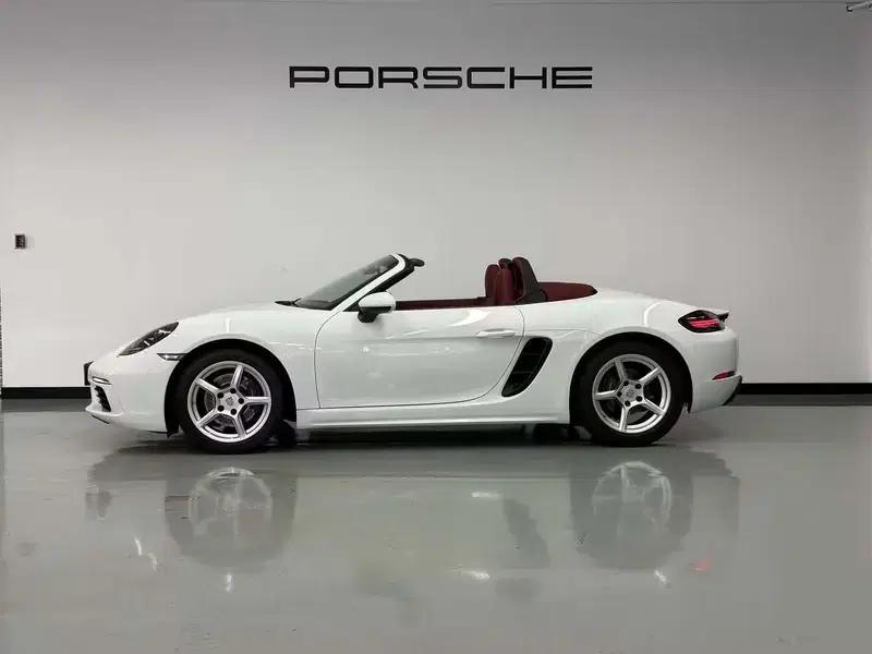 2024 Porsche 718 2.0T Automatic Rear-Wheel Drive 2-Seater Factory Custom Edition — миниатюра 4