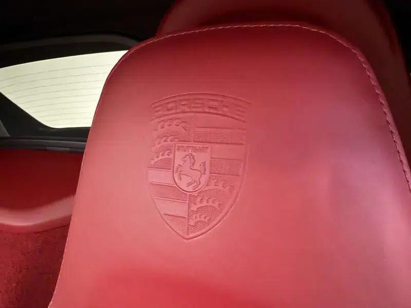 2024 Porsche 718 2.0T Automatic Rear-Wheel Drive 2-Seater Factory Custom Edition — миниатюра 9