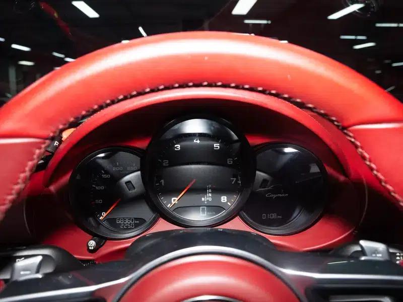 Porsche 718 Cayman 2018 2.0T — миниатюра 12