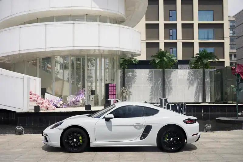Porsche 718 Cayman 2018 2.0T — миниатюра 3