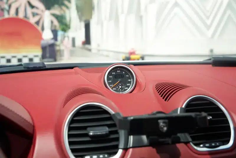 Porsche 718 Cayman 2018 2.0T — миниатюра 9
