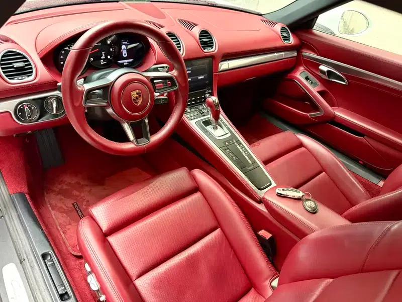 Porsche 718 Cayman 2020 2.0T — миниатюра 12