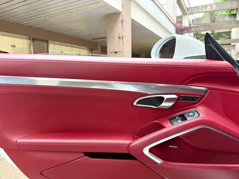 Porsche 718 Cayman 2020 2.0T — миниатюра 15